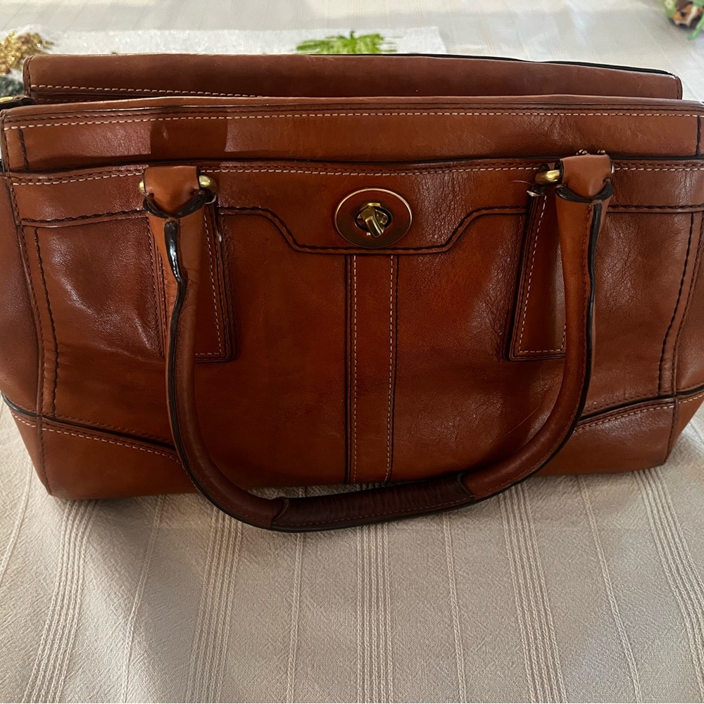 COACH Turn The Clock Leather Bag